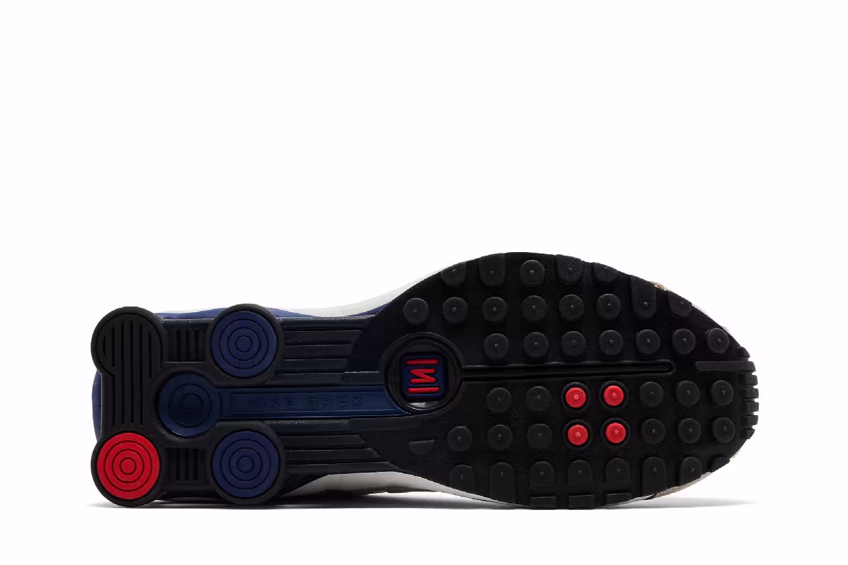 Nike Shox R4 Premium Design By Korea, view 5