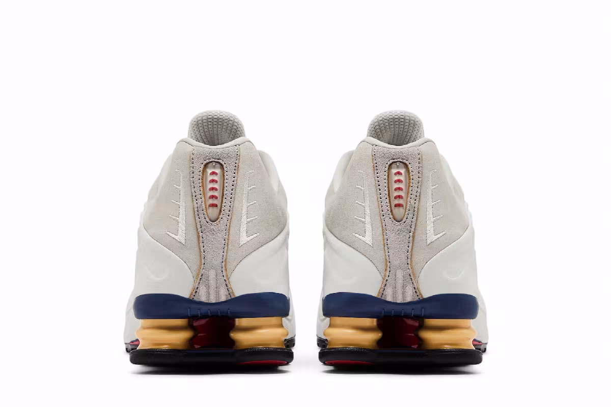 Nike Shox R4 Premium Design By Korea, view 7