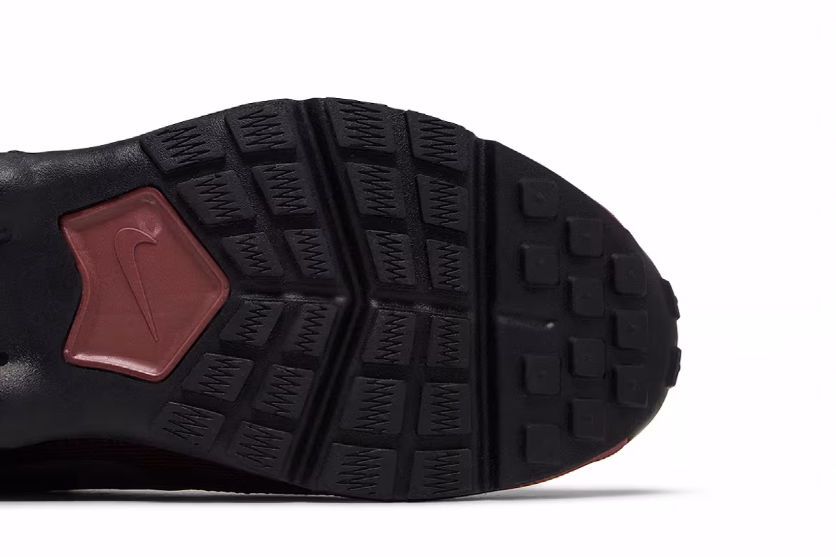 Nike Air Max Pulse Roam Dragon Red, view 6