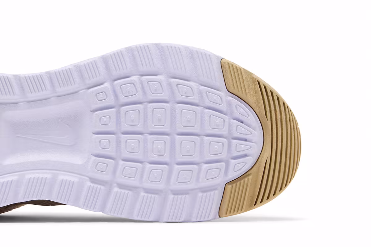 Nike Women's Air Max Nuaxis Sanddrift Grain, view 6