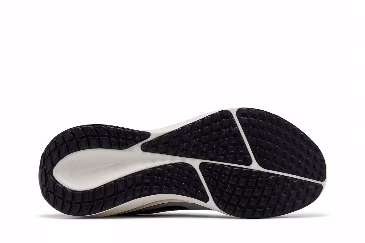 Nike Vomero 17 Pure Platinum Black, view 5