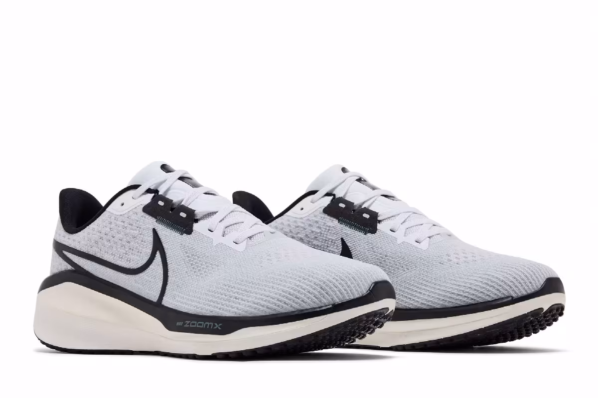 Nike Vomero 17 Pure Platinum Black, view 9