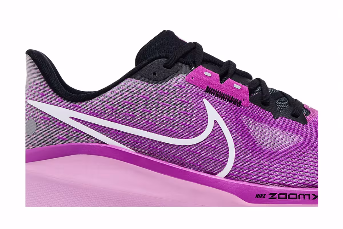 Nike Vomero 17 Hyper Violet, view 3