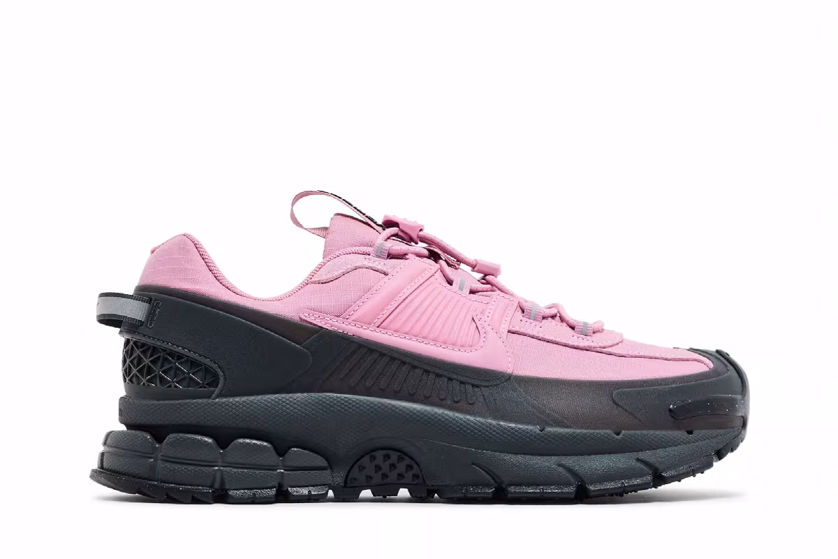 Nike Women's Zoom Vomero Roam Elemental Pink Anthracite, view 2