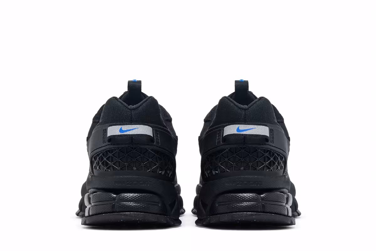 Nike Women's Zoom Vomero Roam Black, view 7