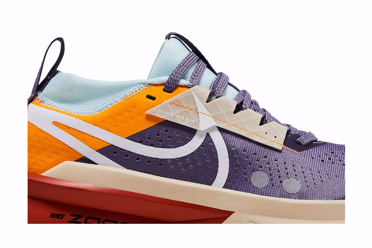 Nike Women's ZoomX Zegama 2 Daybreak Sundial, view 3