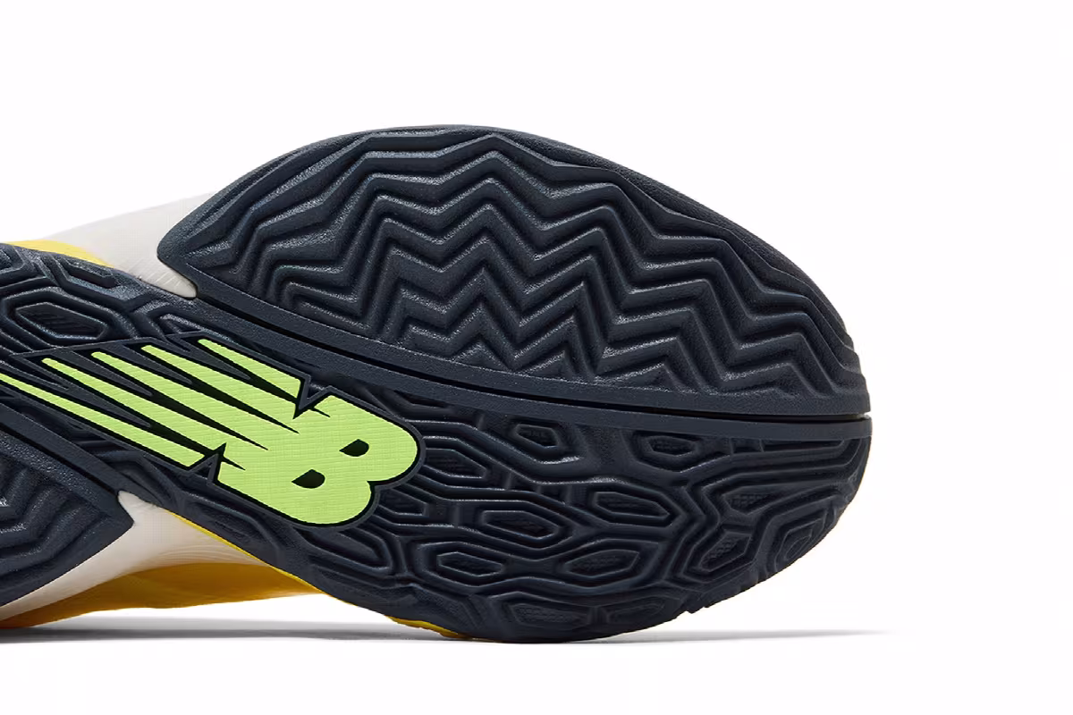 New Balance Two WXY V4 Lemon Zest, view 6