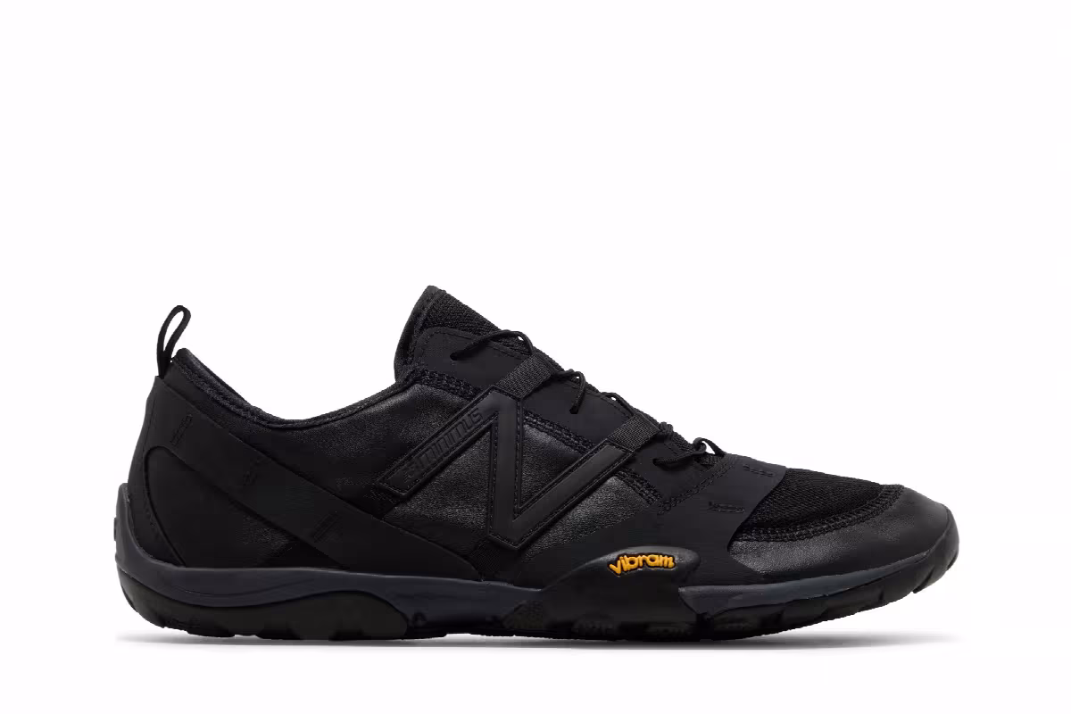 Issey Miyake x New Balance MT10O Black, view 2