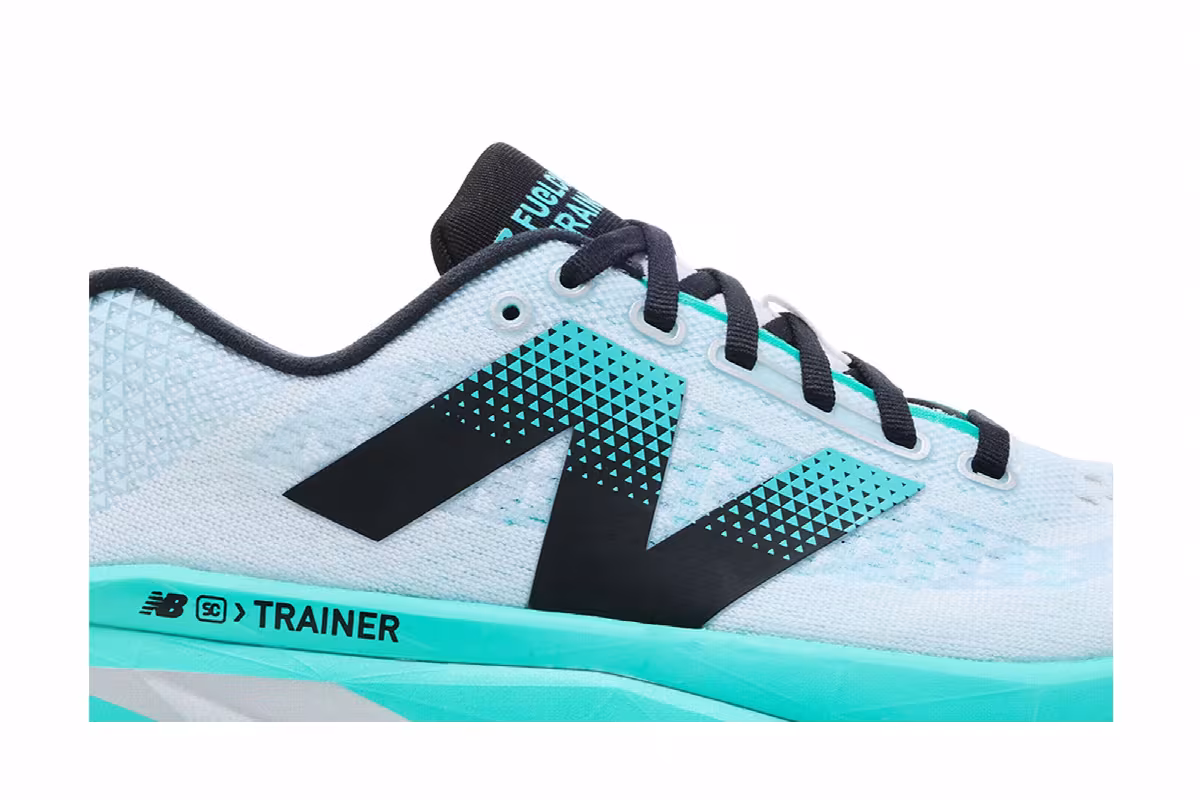 New Balance FuelCell SuperComp Trainer v3 Cyber Jade, view 3