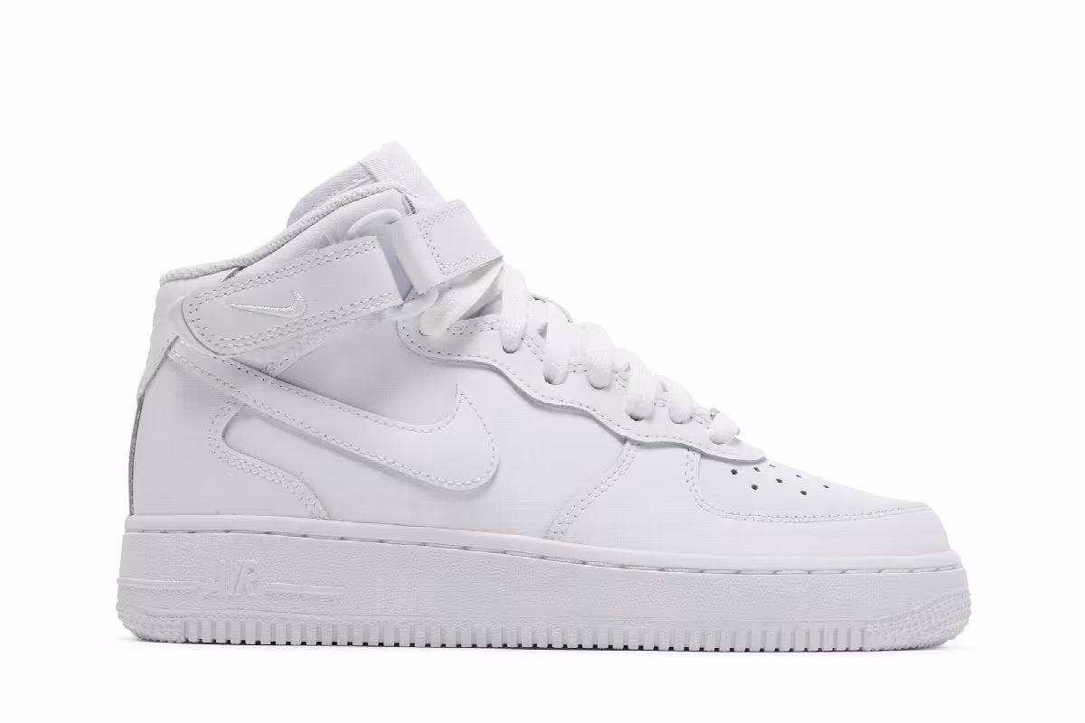 Nike Air Force 1 Mid LE GS Triple White, view 2