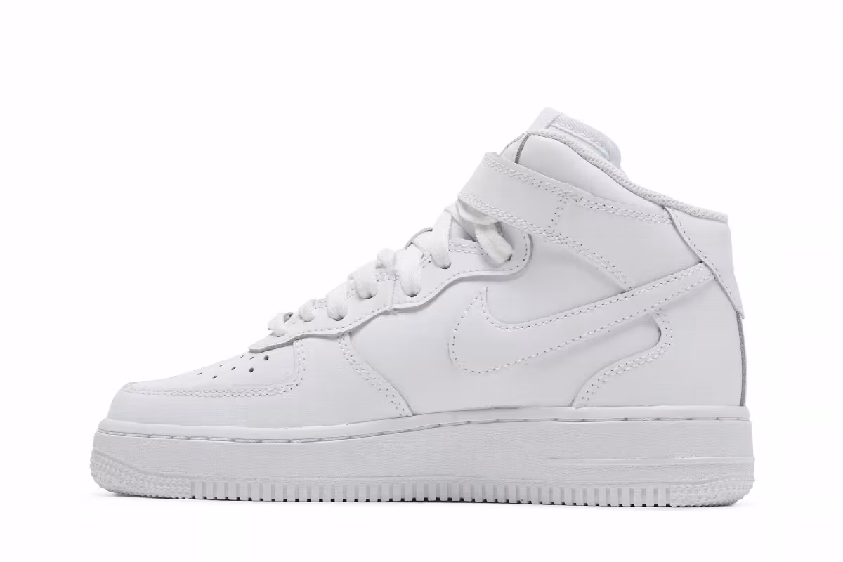 Nike Air Force 1 Mid LE GS Triple White, view 4