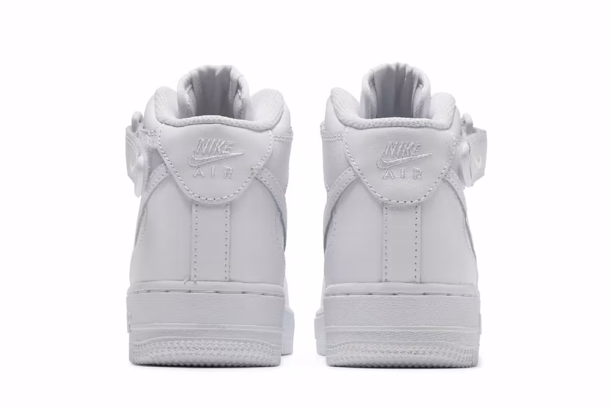 Nike Air Force 1 Mid LE GS Triple White, view 7