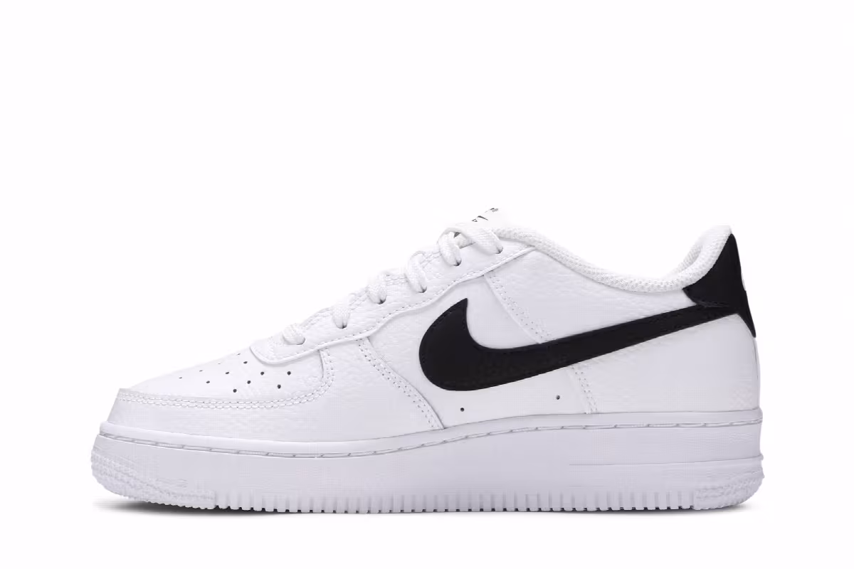 Nike Air Force 1 GS White Black, view 4