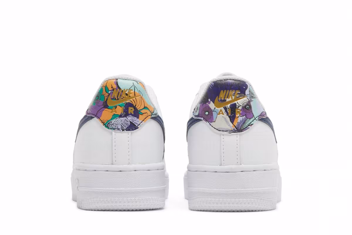 Nike Air Force 1 Low LV8 GS White Floral, view 7