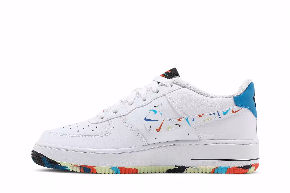 Nike Air Force 1 LV8 GS Swoosh Pack, view 4