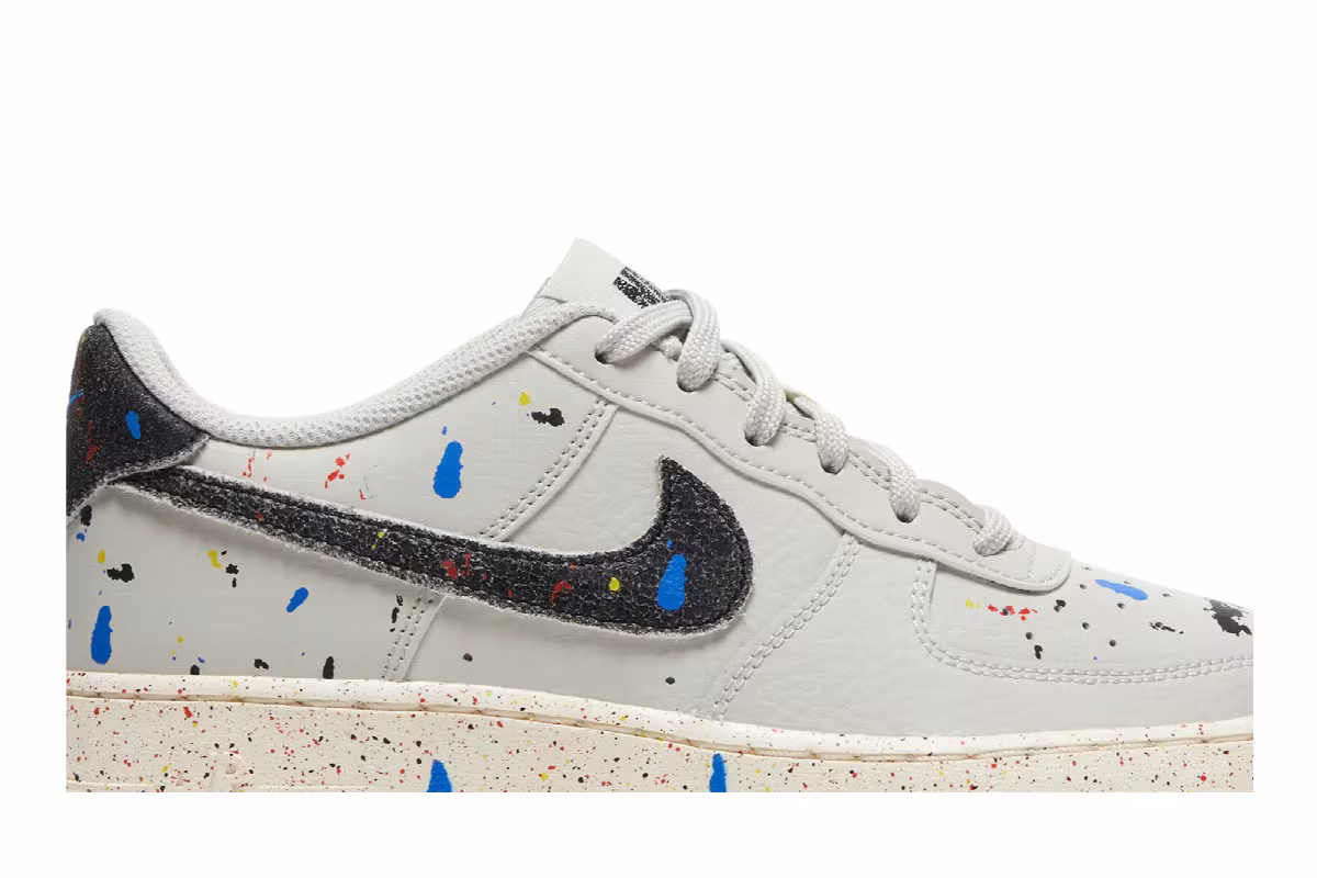 Nike Air Force 1 LV8 3 GS Paint Splatter - Light Bone, view 3