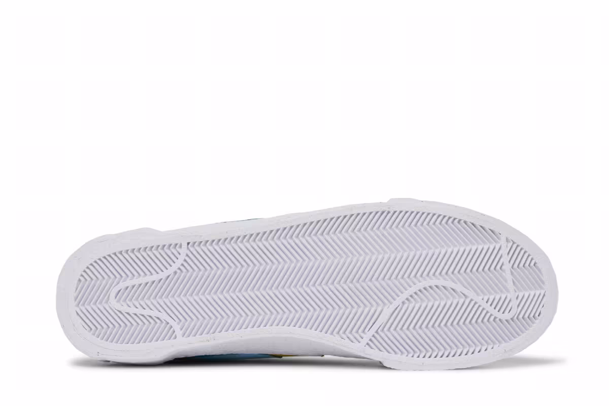 KAWS x sacai x Nike Blazer Low Neptune Blue, view 5
