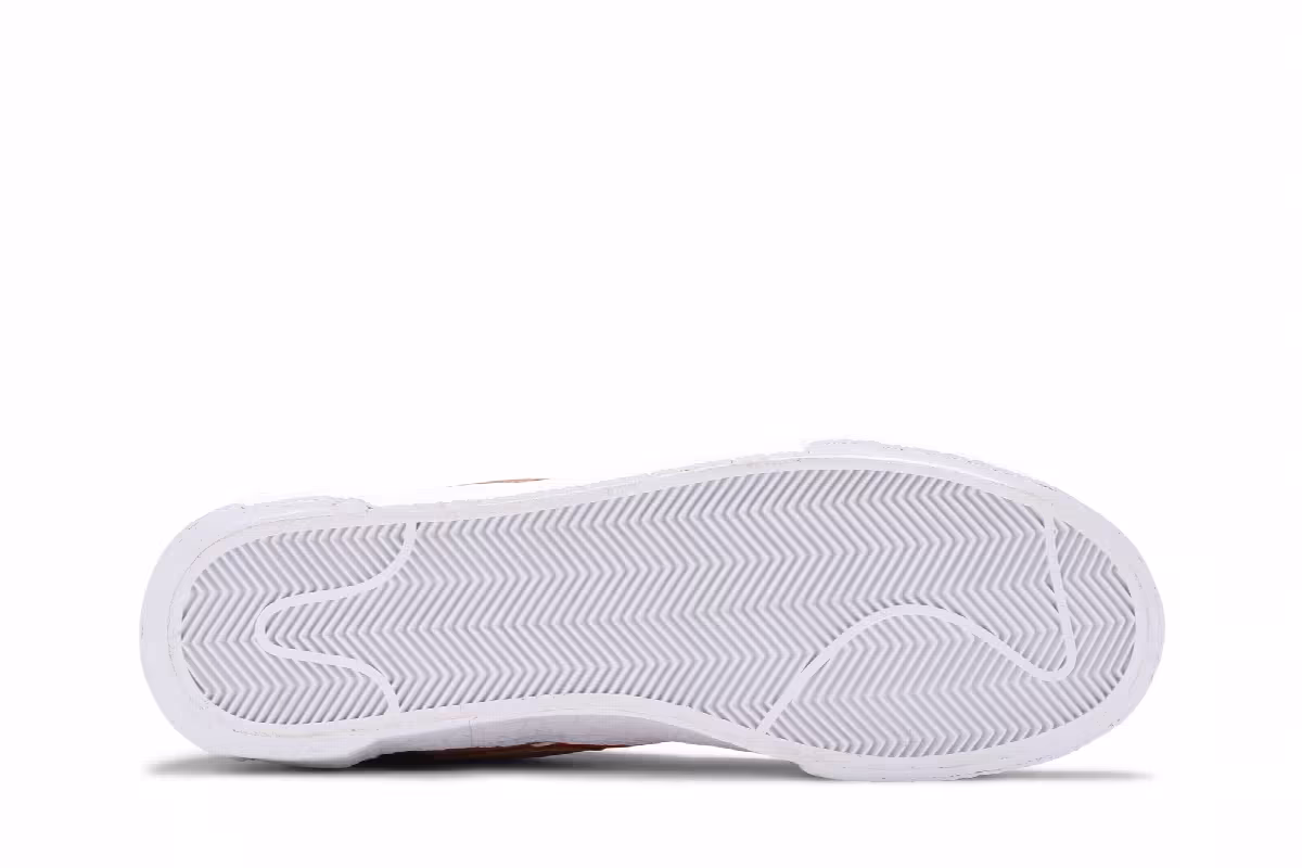 sacai x Nike Blazer Low British Tan, view 5