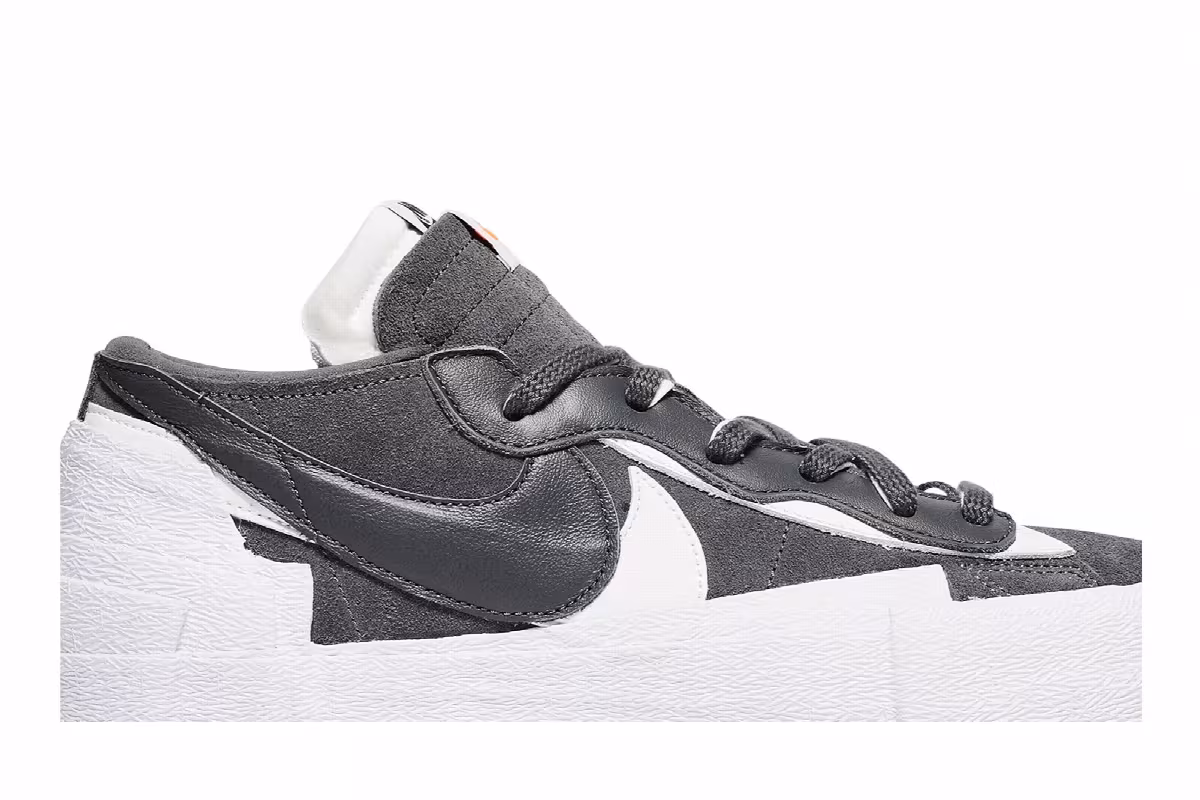 sacai x Nike Blazer Low Iron Grey, view 3