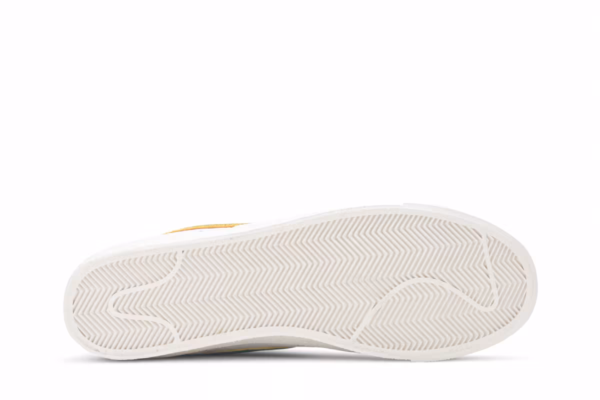 Nike Blazer Mid Roswell Rayguns, view 5