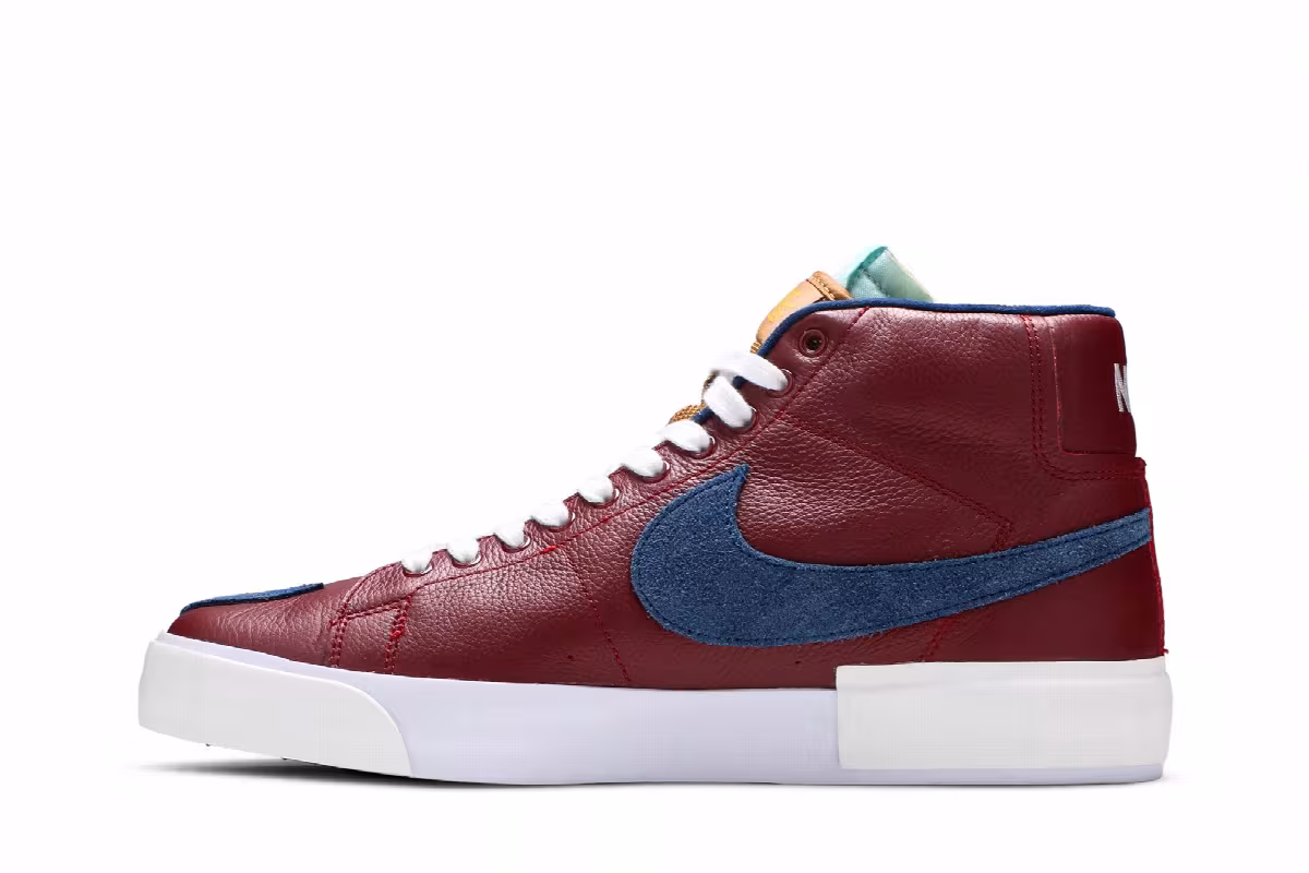 Nike Zoom Blazer Mid Edge SB Team Red Navy, view 4