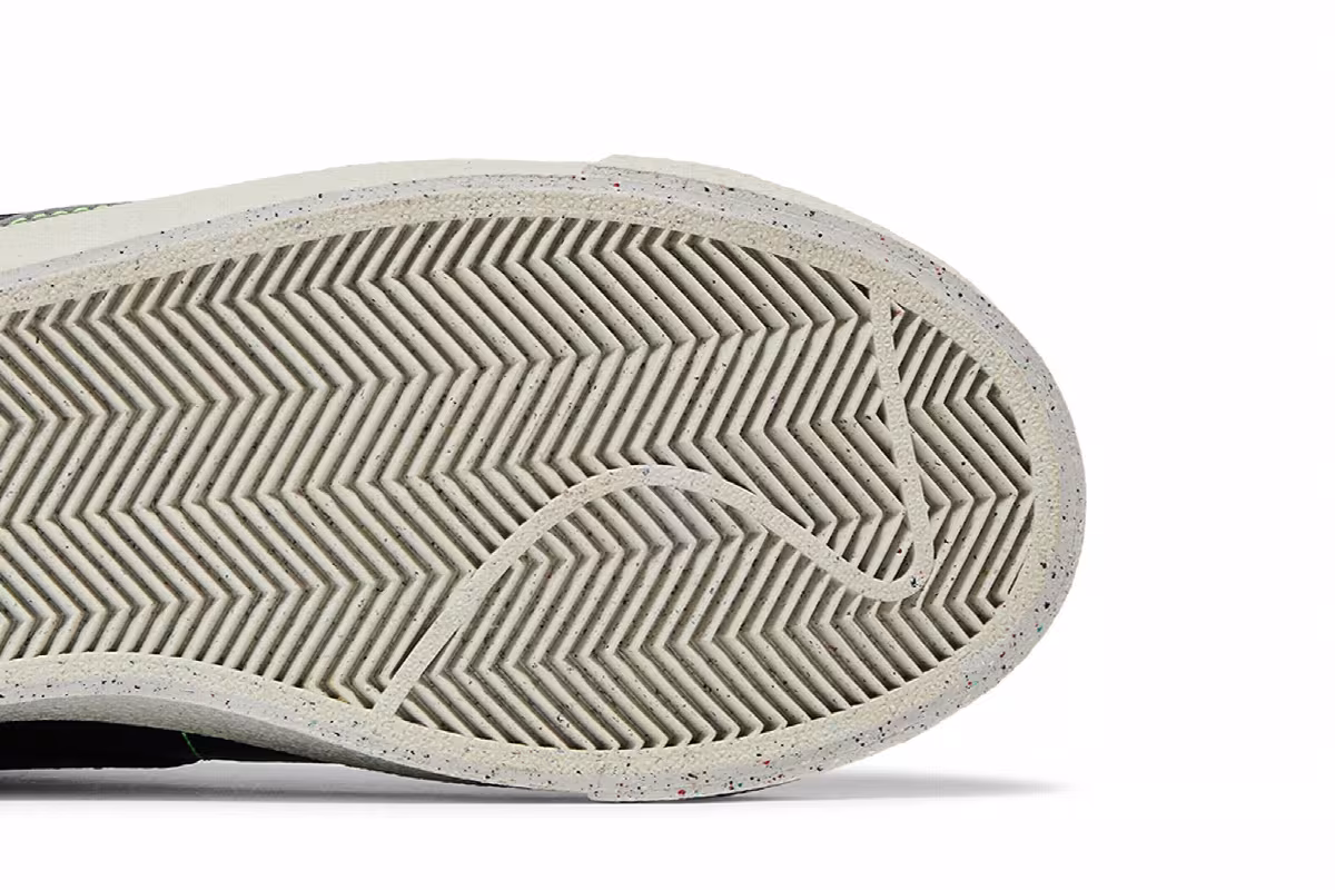 Nike Blazer Mid Recycled Wool - Black Electric Green, view 6