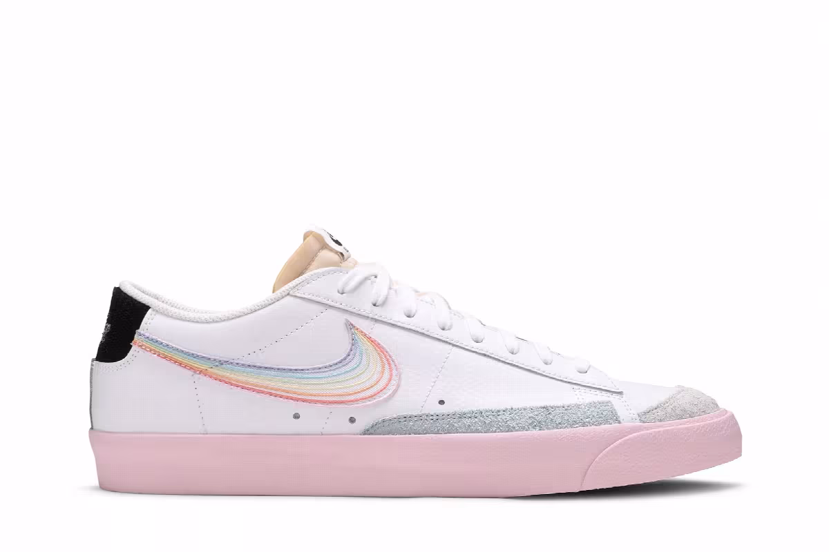Nike Blazer Low Be True, view 2