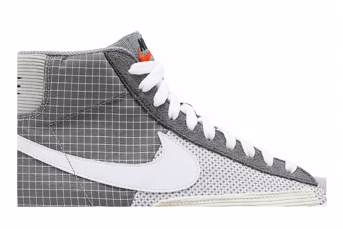 Nike Blazer Mid Patch - Smoke Grey, view 3