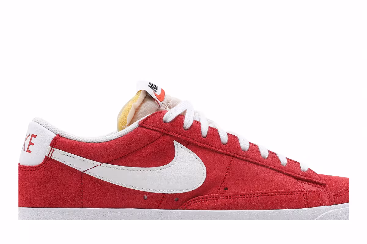 Nike Blazer Low University Red, view 3