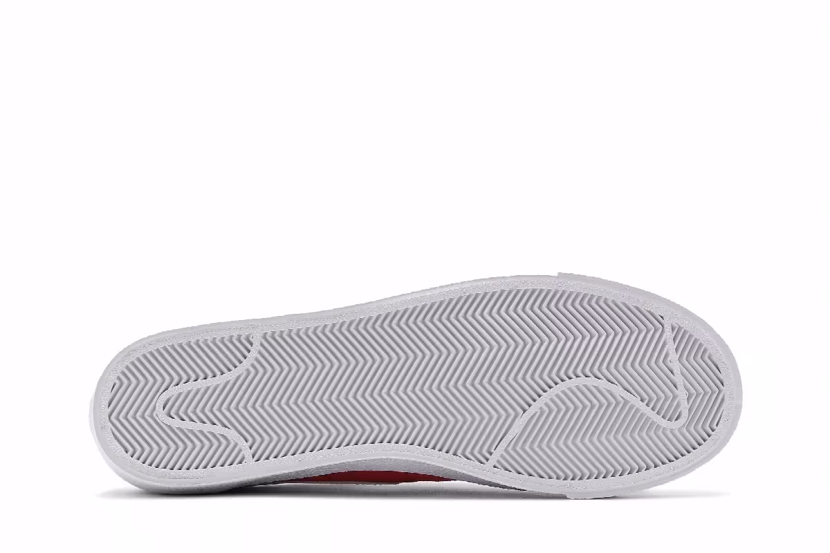 Nike Blazer Low University Red, view 5
