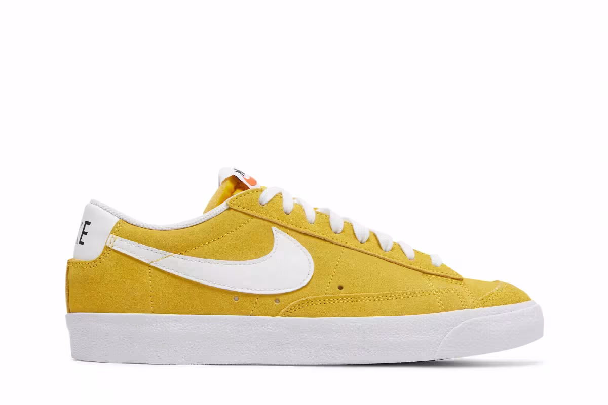 Nike Blazer Low Speed Yellow, view 2