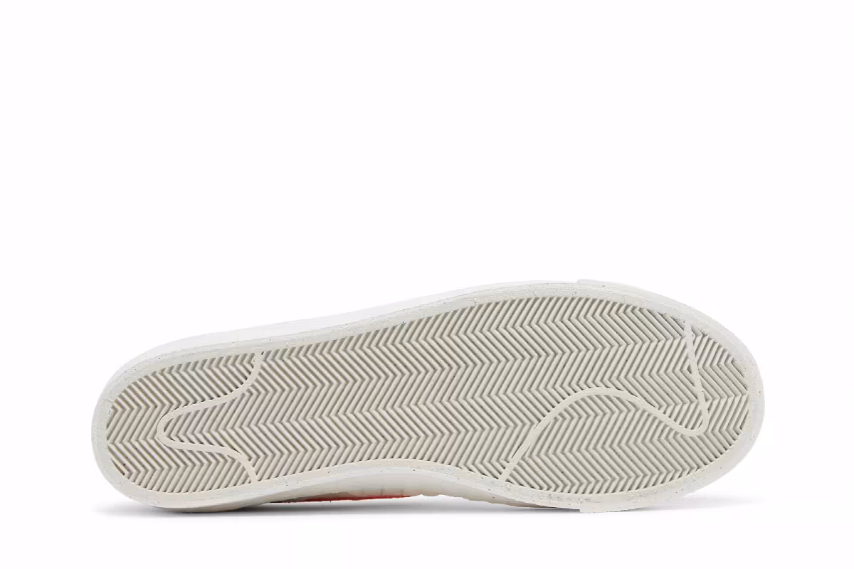 Nike Blazer Low Toasty - Brown Kelp, view 5