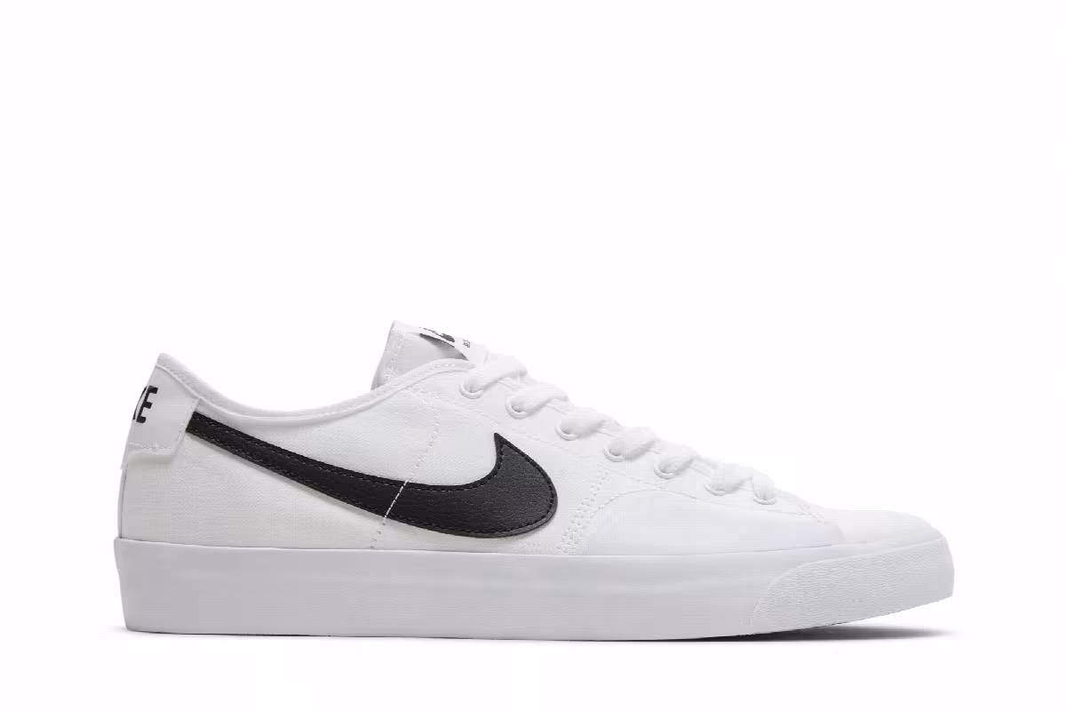 Nike Blazer Court SB White Black, view 2