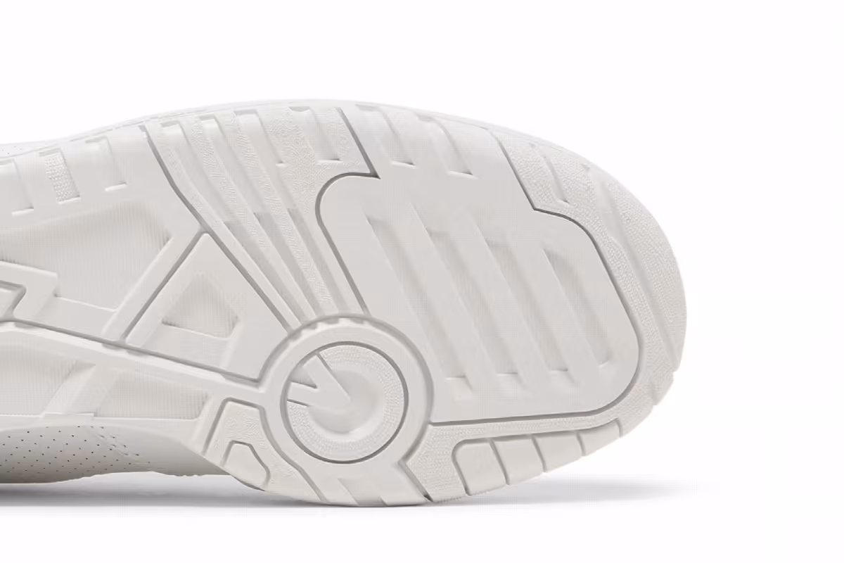 New Balance 550 Triple White, view 6