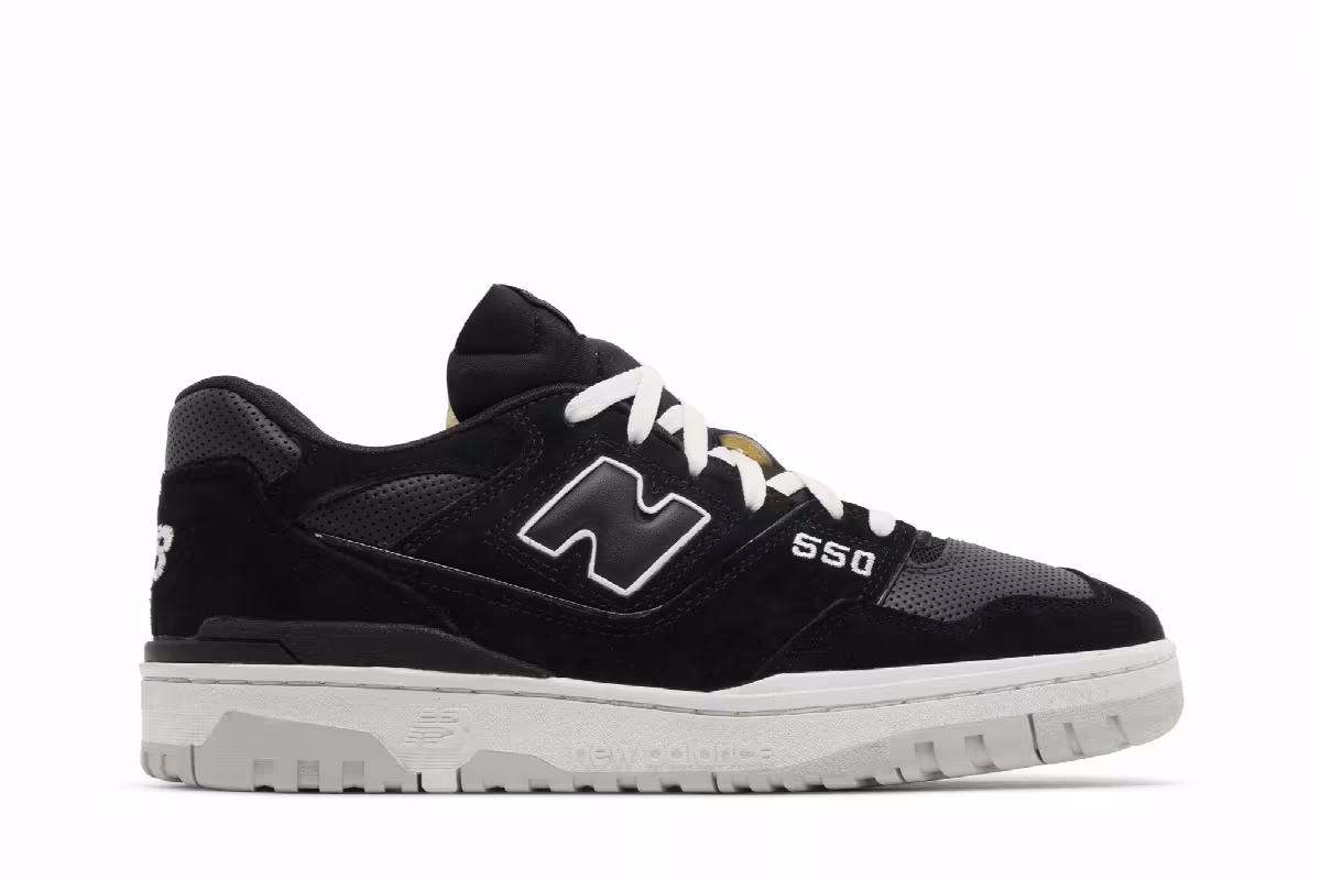 New Balance 550 Black Grey Matter, view 2