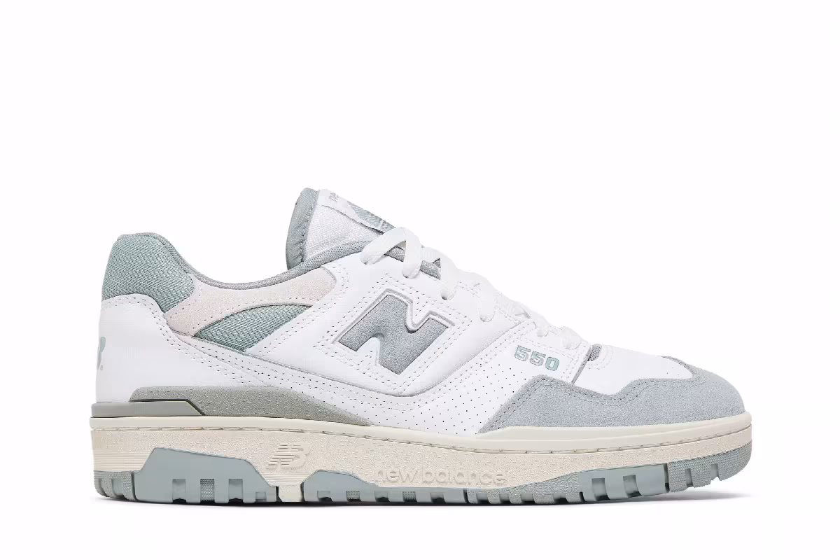 New Balance 550 White Juniper, view 2