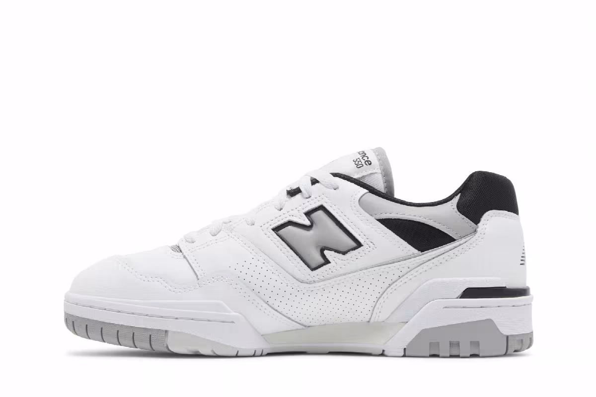 New Balance 550 Concrete Black, view 4