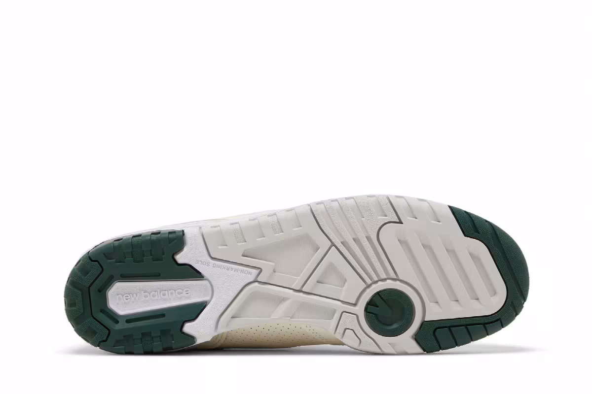 New Balance 550 Sea Salt Pine Green, view 5