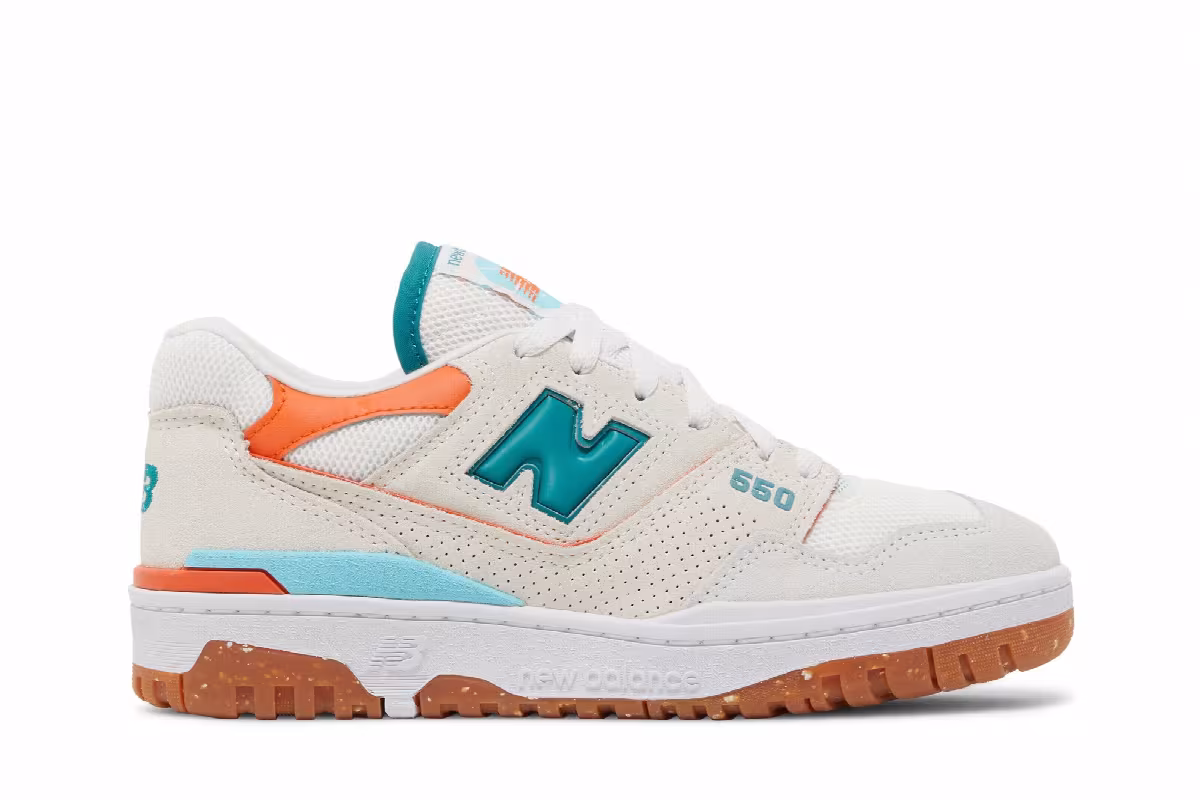 New Balance Women's 550 Sea Salt Verdigris, view 2