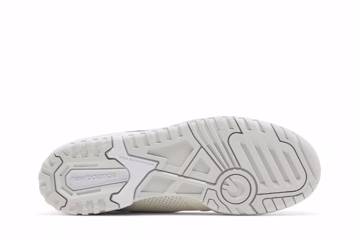 New Balance Women's 550 Raw Sugar, view 5