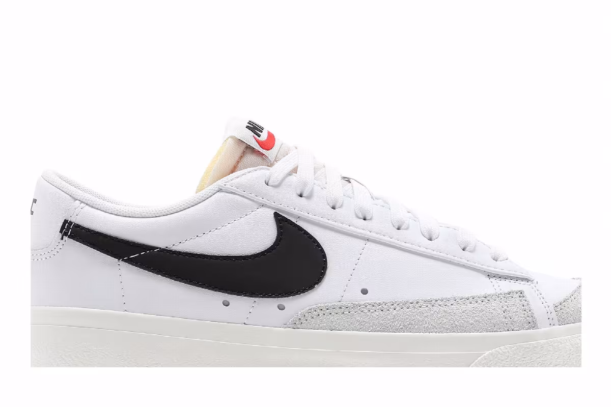 Nike Women's Blazer Low Platform White Black, view 3