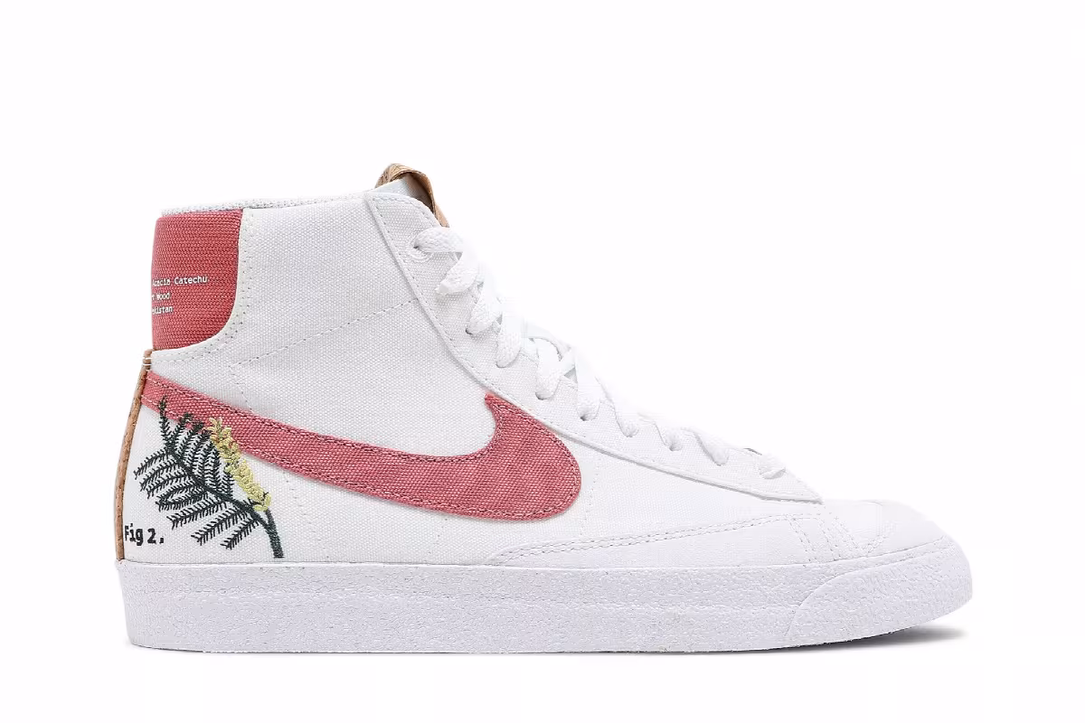 Nike Women's Blazer Mid Catechu, view 2