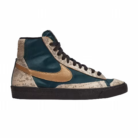 Nike Wmns Blazer Mid '77 'Lucha Libre'