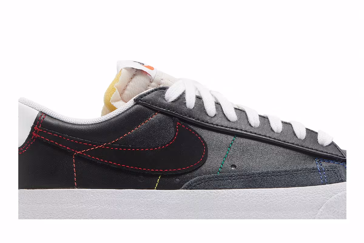 Nike Women's Blazer Low Black, view 3