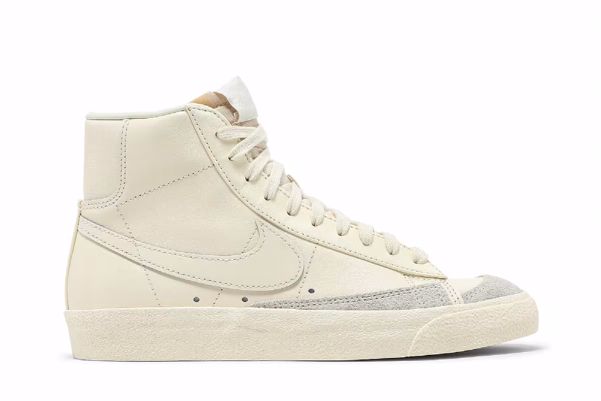 Nike Women's Blazer Mid Coconut Milk, view 2