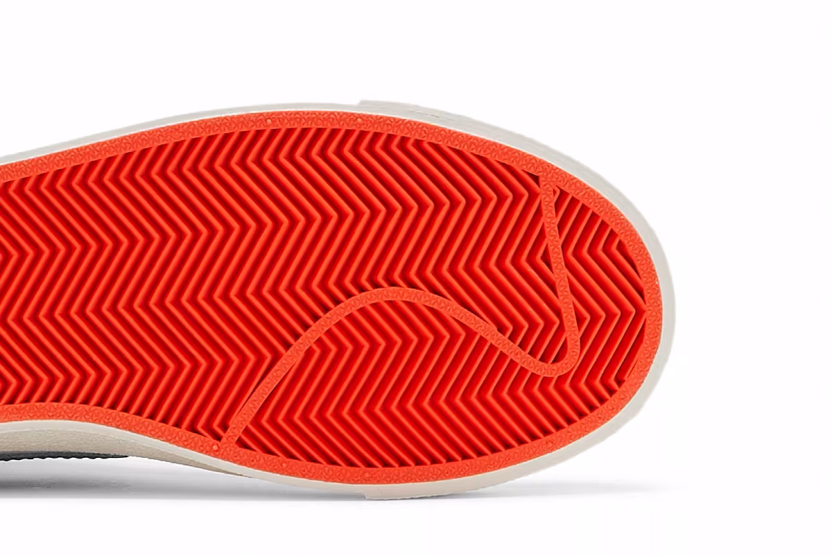 Nike Women's Blazer Mid ACG, view 6