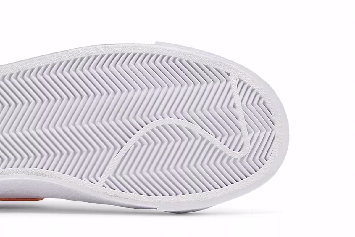 Nike Women's Blazer Low White Orange, view 6