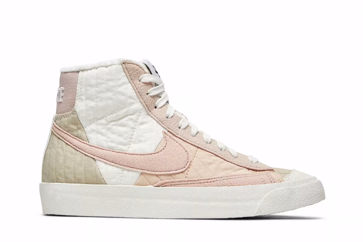 Nike Women's Blazer Mid Toasty - Pink Oxford, view 2