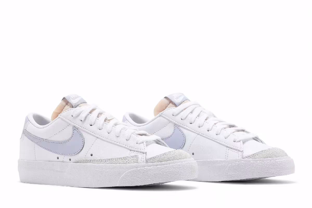 Nike Women's Blazer Low White Ghost, view 9