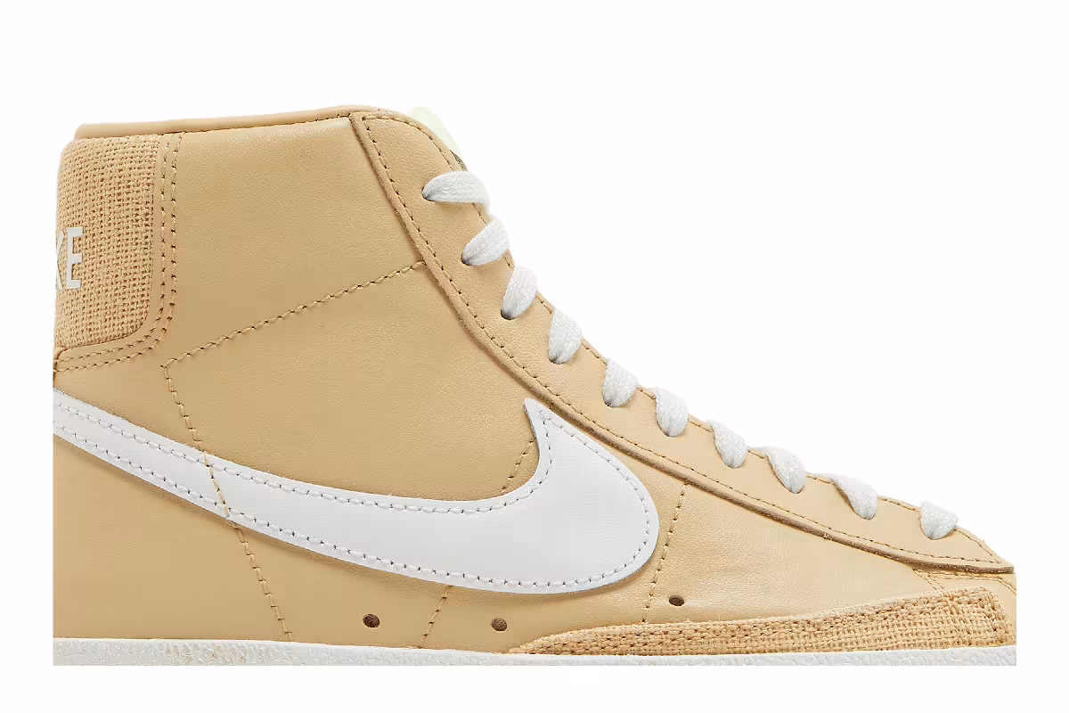 Nike Women's Blazer Mid Sesame, view 3